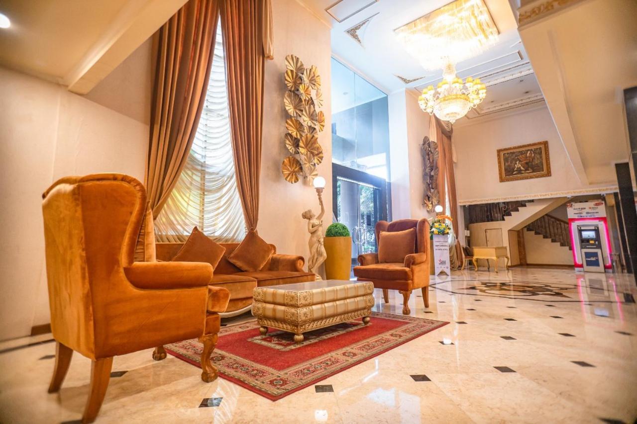 Olympic Hotel Джакарта Екстер'єр фото