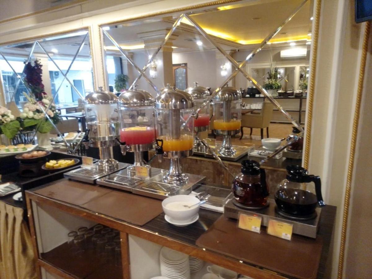 Olympic Hotel Джакарта Екстер'єр фото